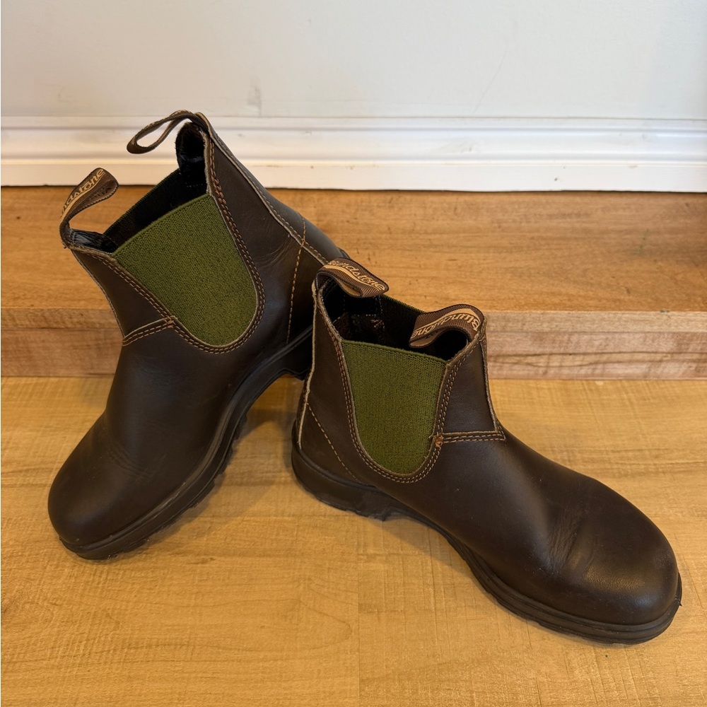 Blundstone Brown/Olive Chelsea Boot